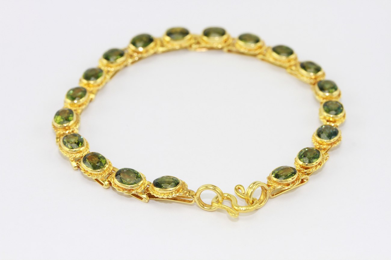 สร้อยข้อมือพลอยเขียว-3