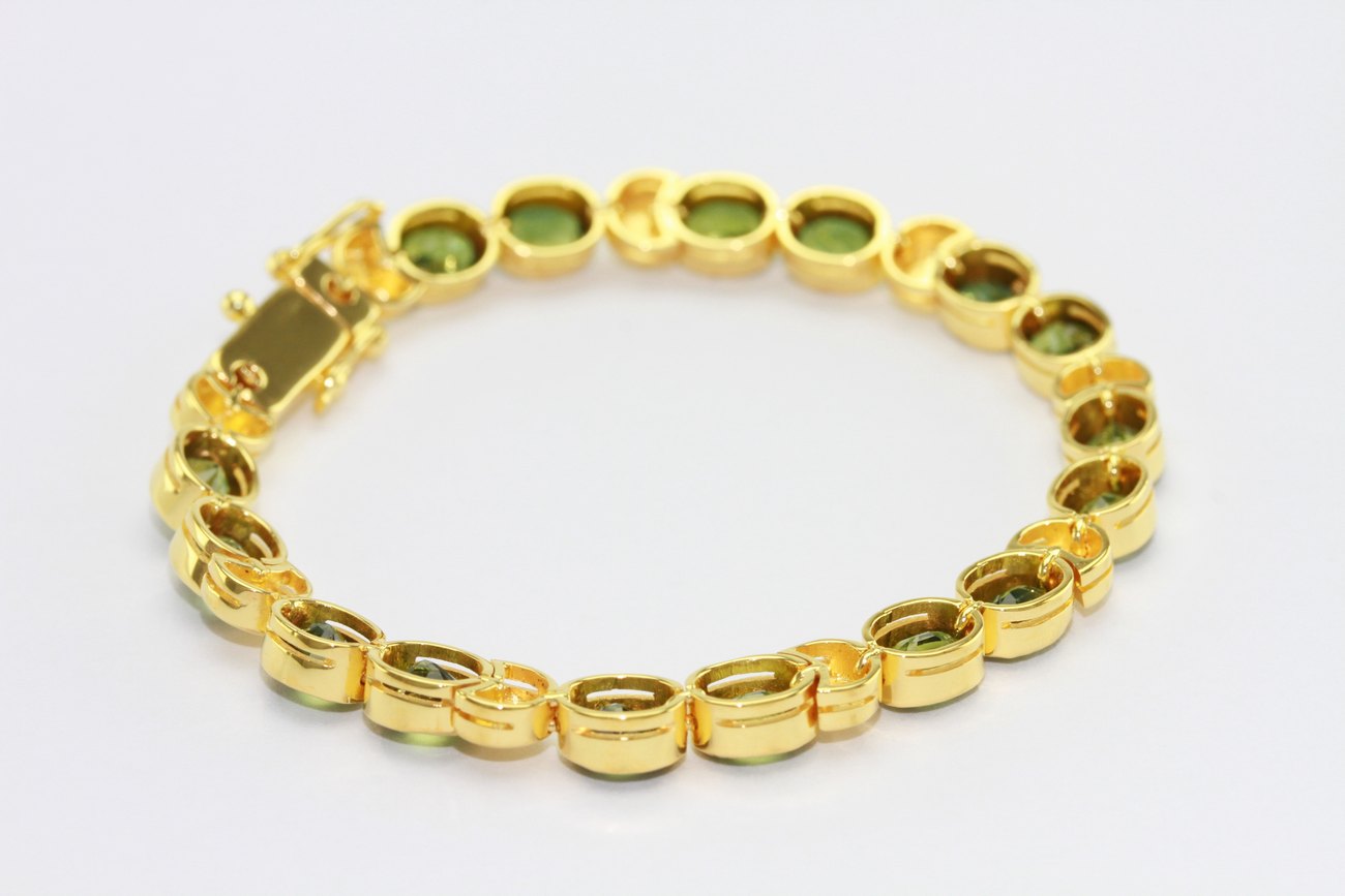 สร้อยข้อมือพลอยเขียว-OVAL-3