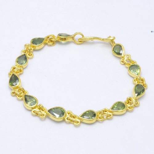 สร้อยข้อมือพลอยเขียว PEAR