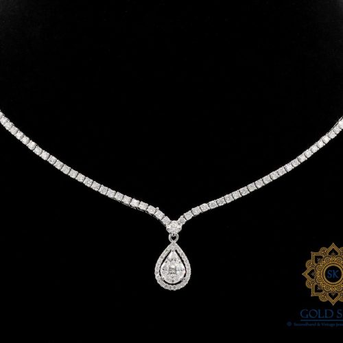 สร้อยเพชรพร้อมจี้