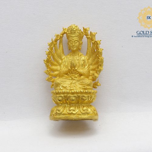 เจ้าแม่กวนอิมพันกรทองคำ