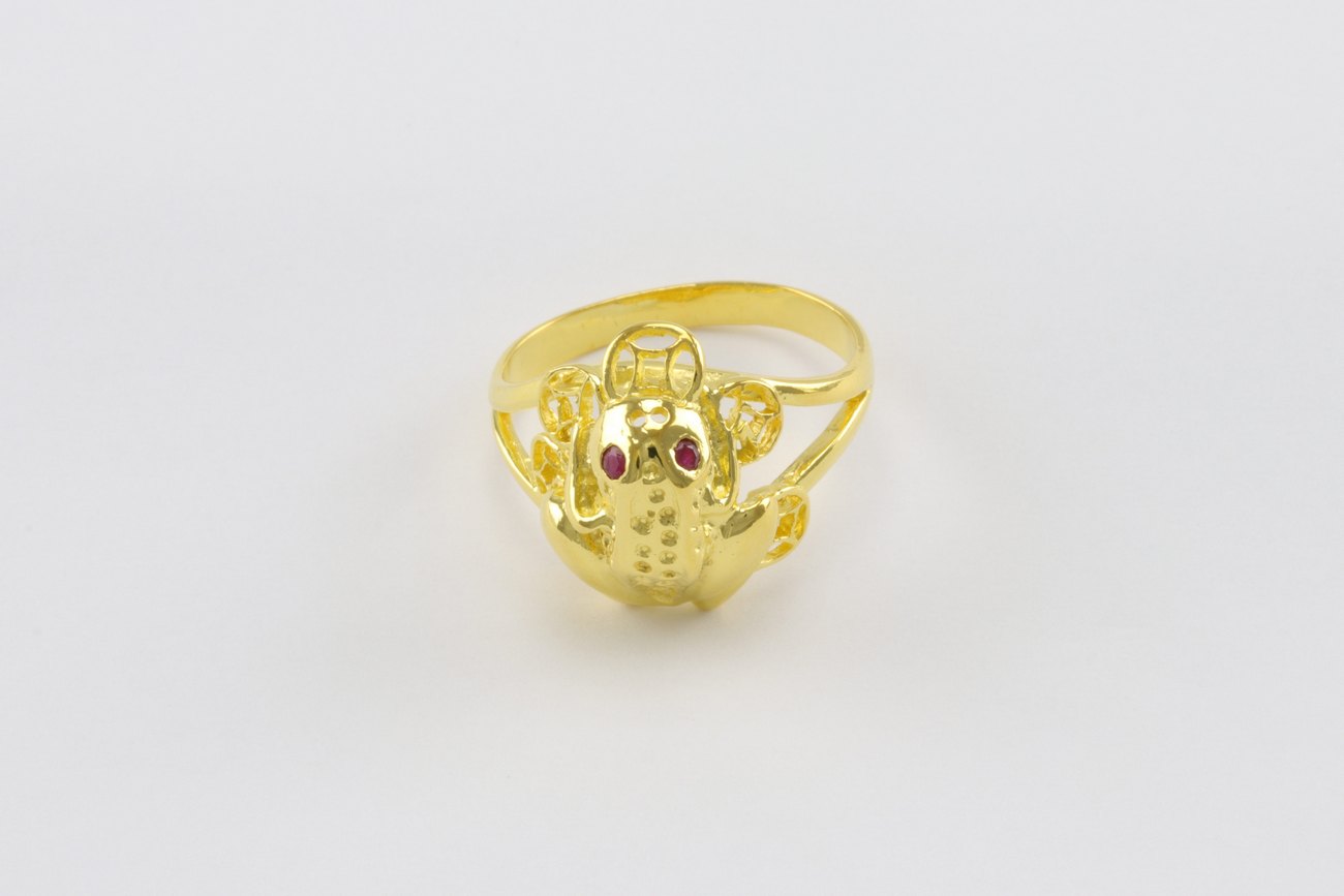 แหวนกบคาบเหรียญทองคำ-6