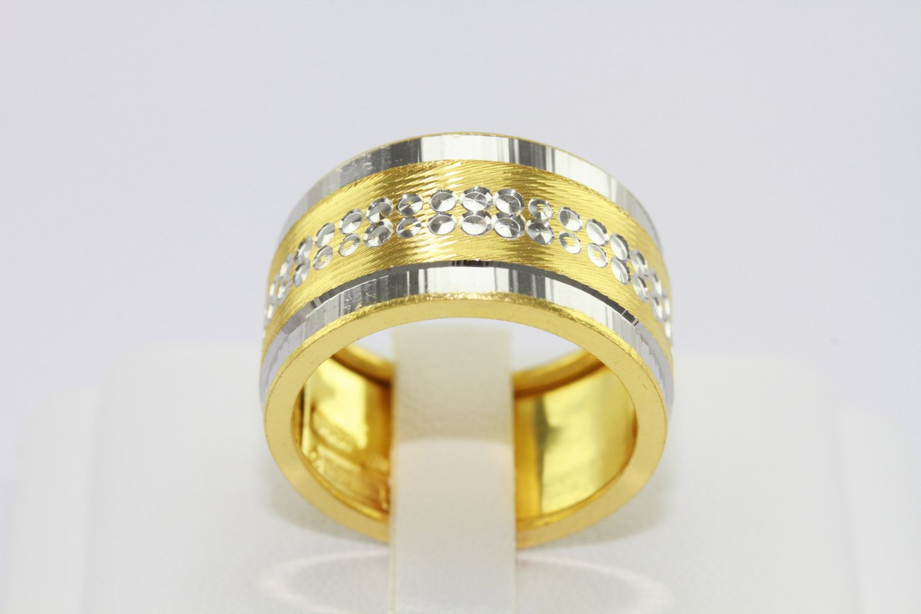 แหวนทองปลอกมีด-3 แหวนทองปลอกมีด