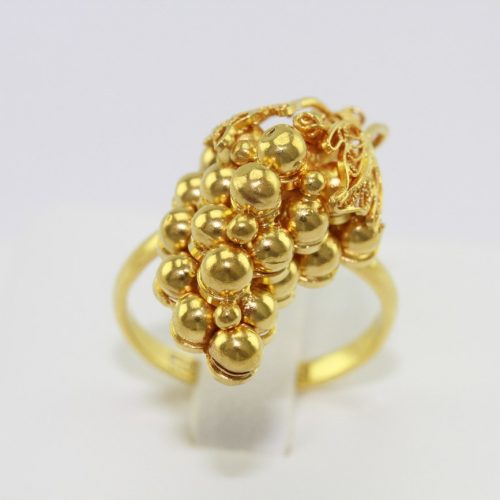 แหวนพวงองุ่นทองคำ