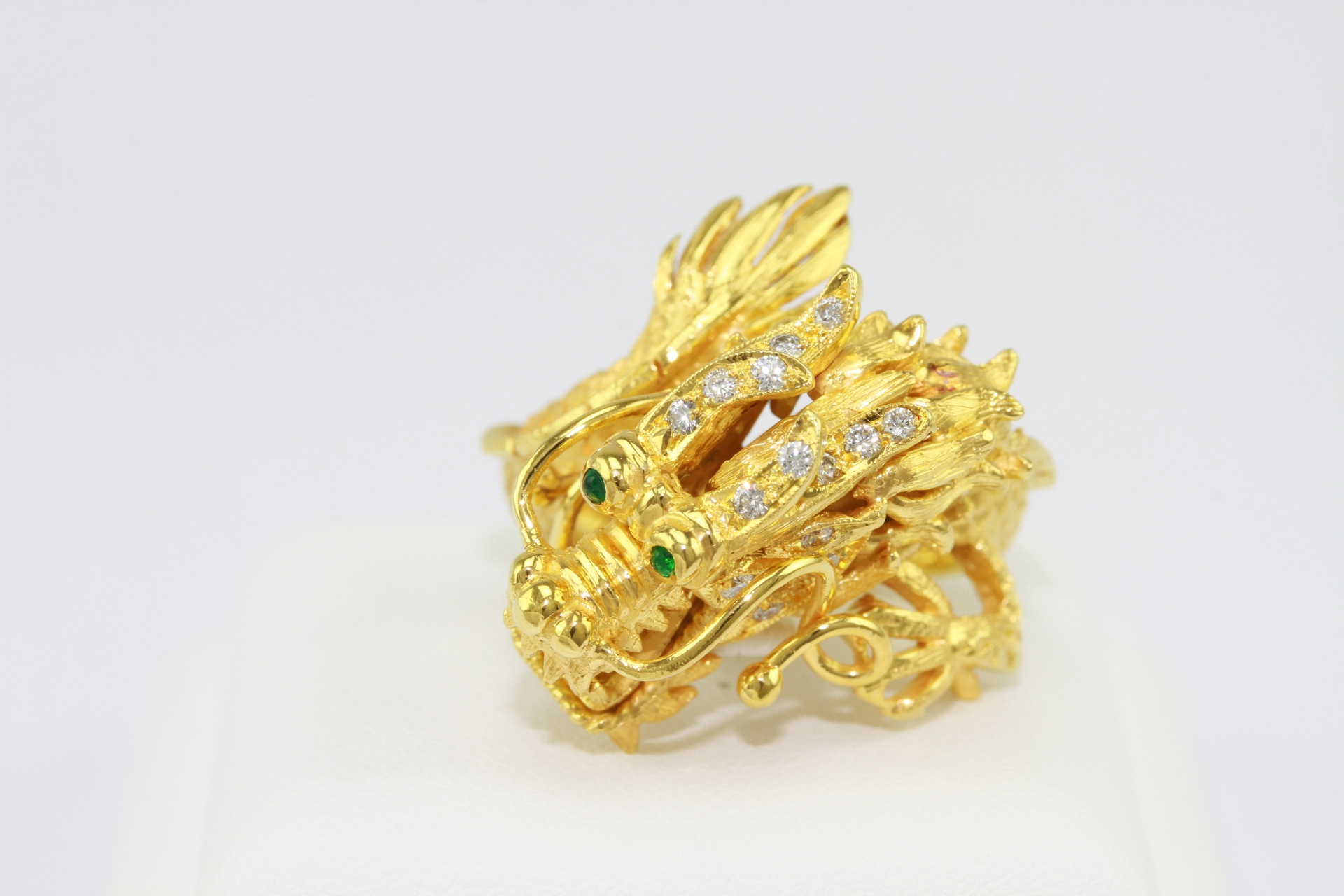 แหวนมังกรทองคำประดับเพชร-6