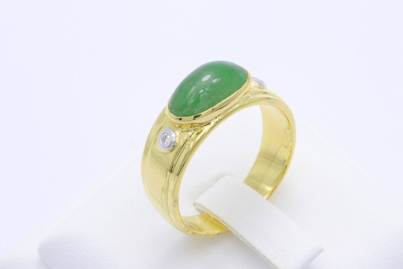 แหวนหยก-2