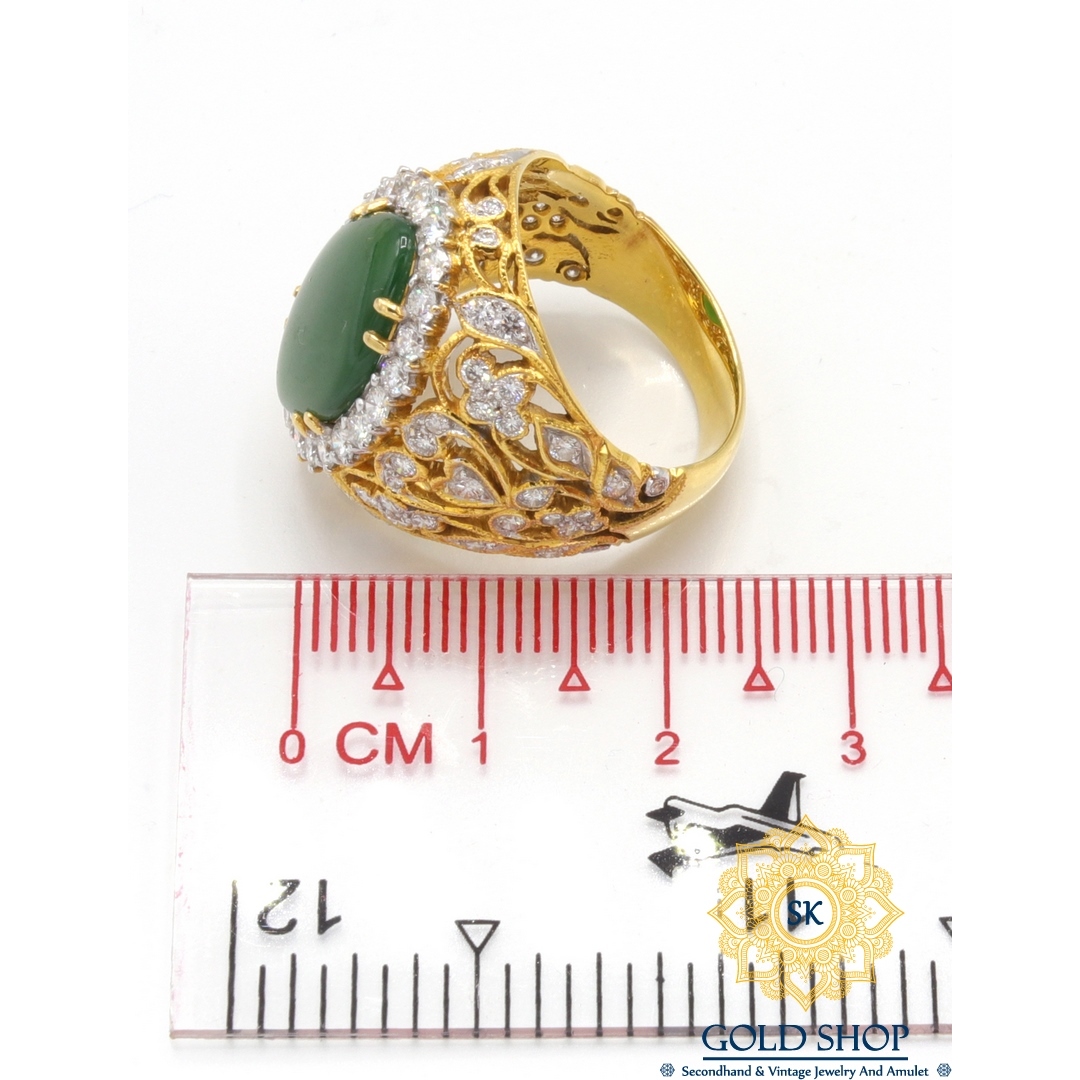 แหวนหยกล้อมเพชรฉลุลาย-12