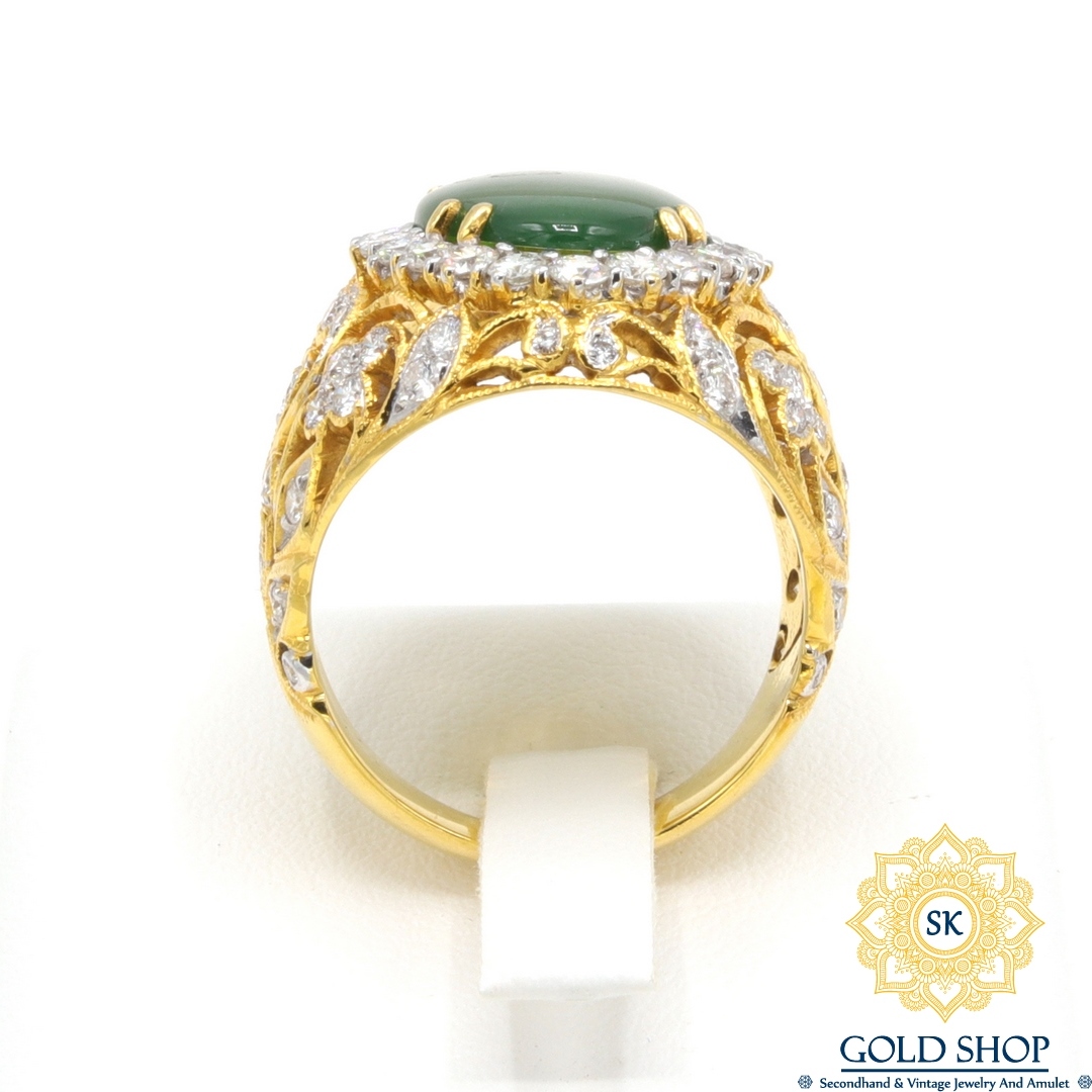 แหวนหยกล้อมเพชรฉลุลาย-4