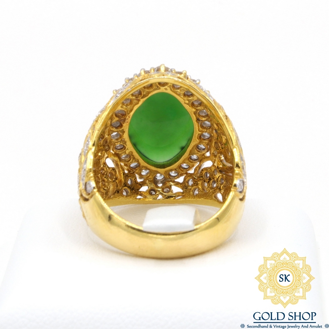 แหวนหยกล้อมเพชรฉลุลาย-5