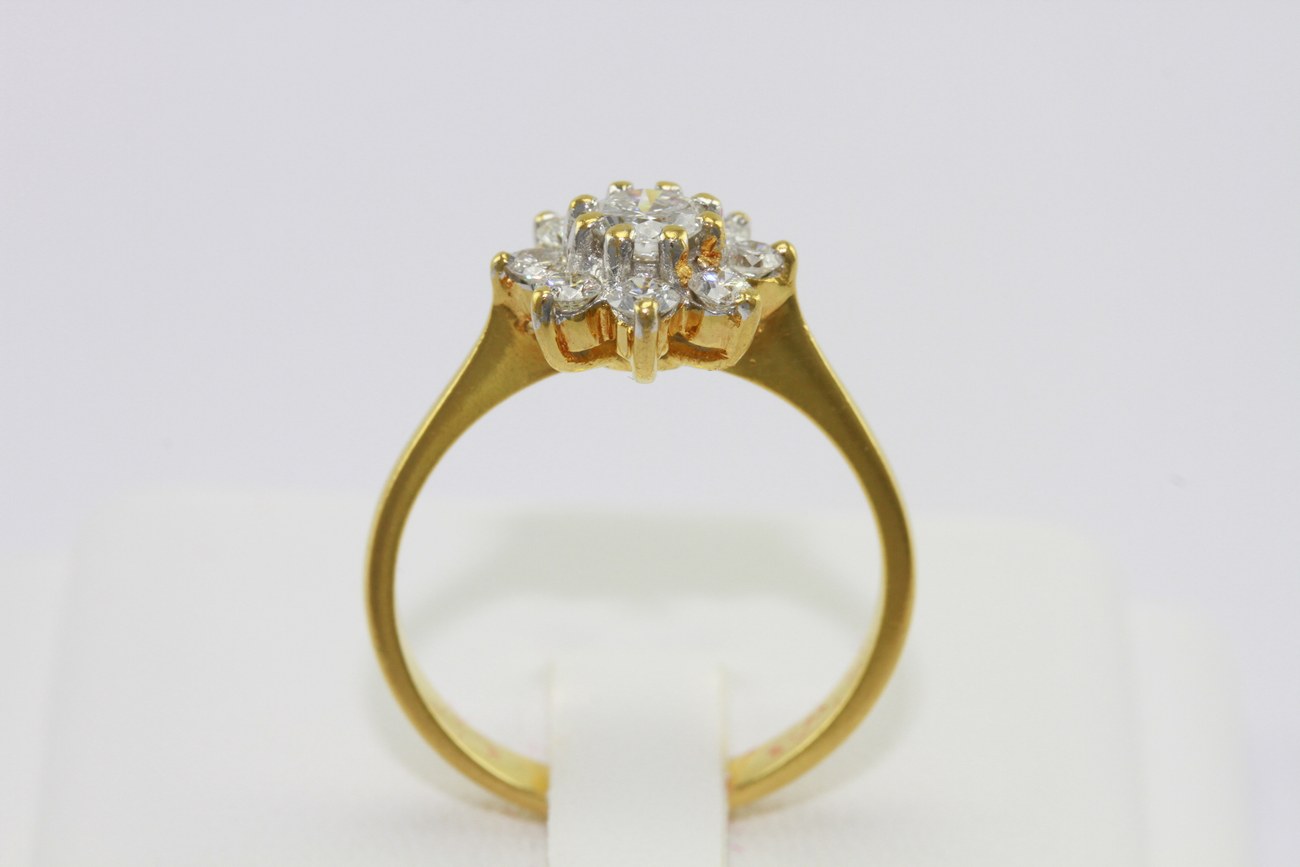 แหวนเพชรกระจุกดอกไม้-10