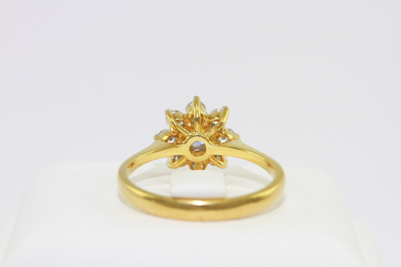 แหวนเพชรกระจุกดอกไม้-4