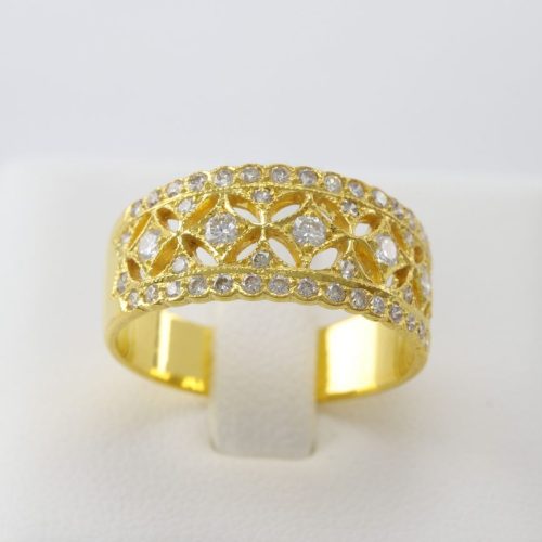 แหวนเพชรฉลุลาย