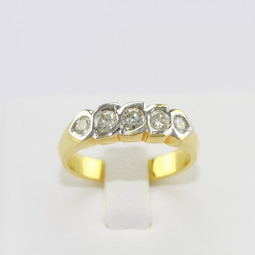 แหวนเพชรตาม้า