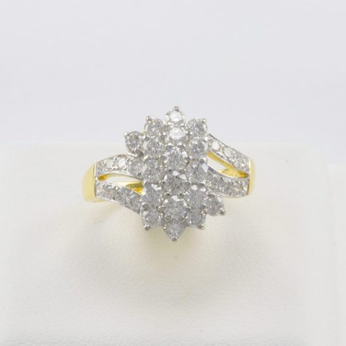 แหวนเพชรทรงพุ่ม