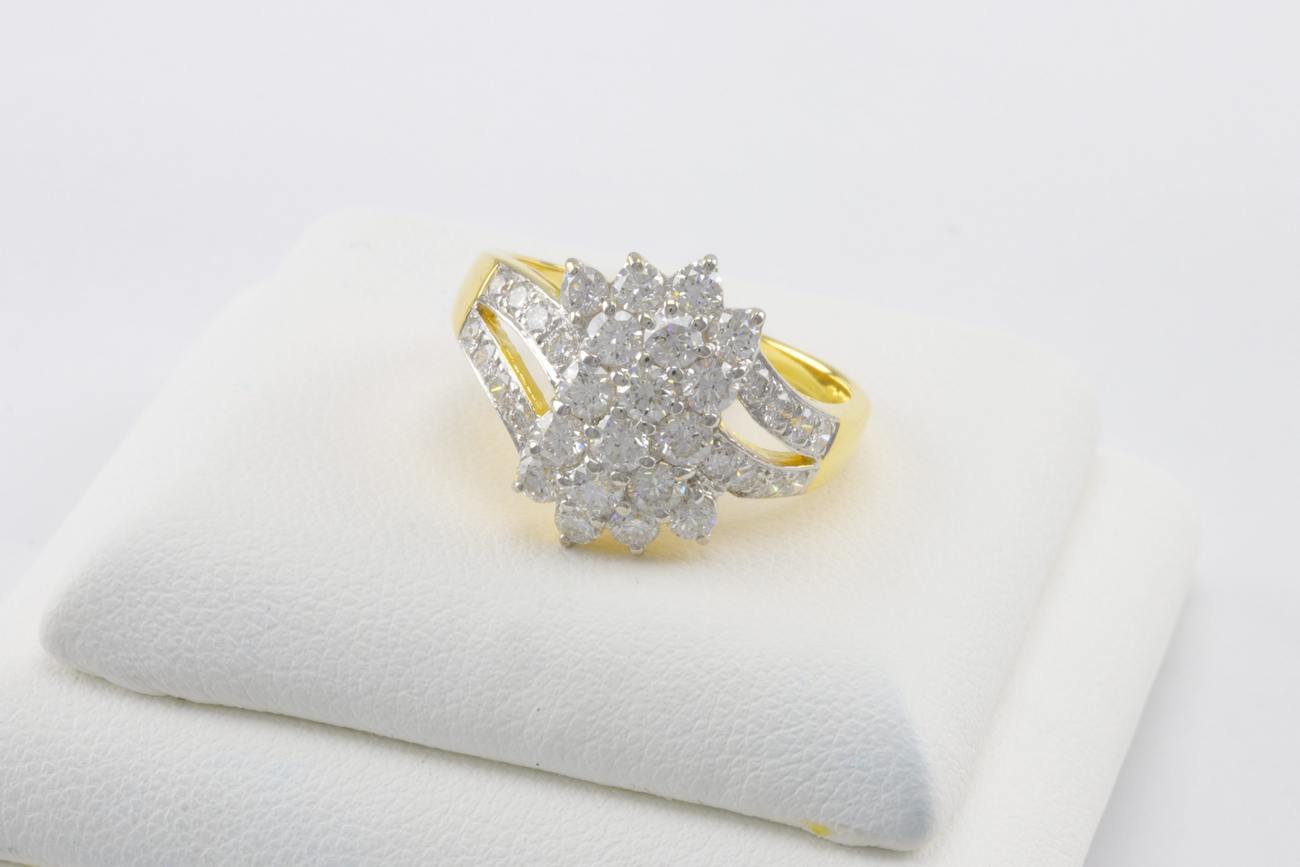 แหวนเพชรทรงพุ่ม-2