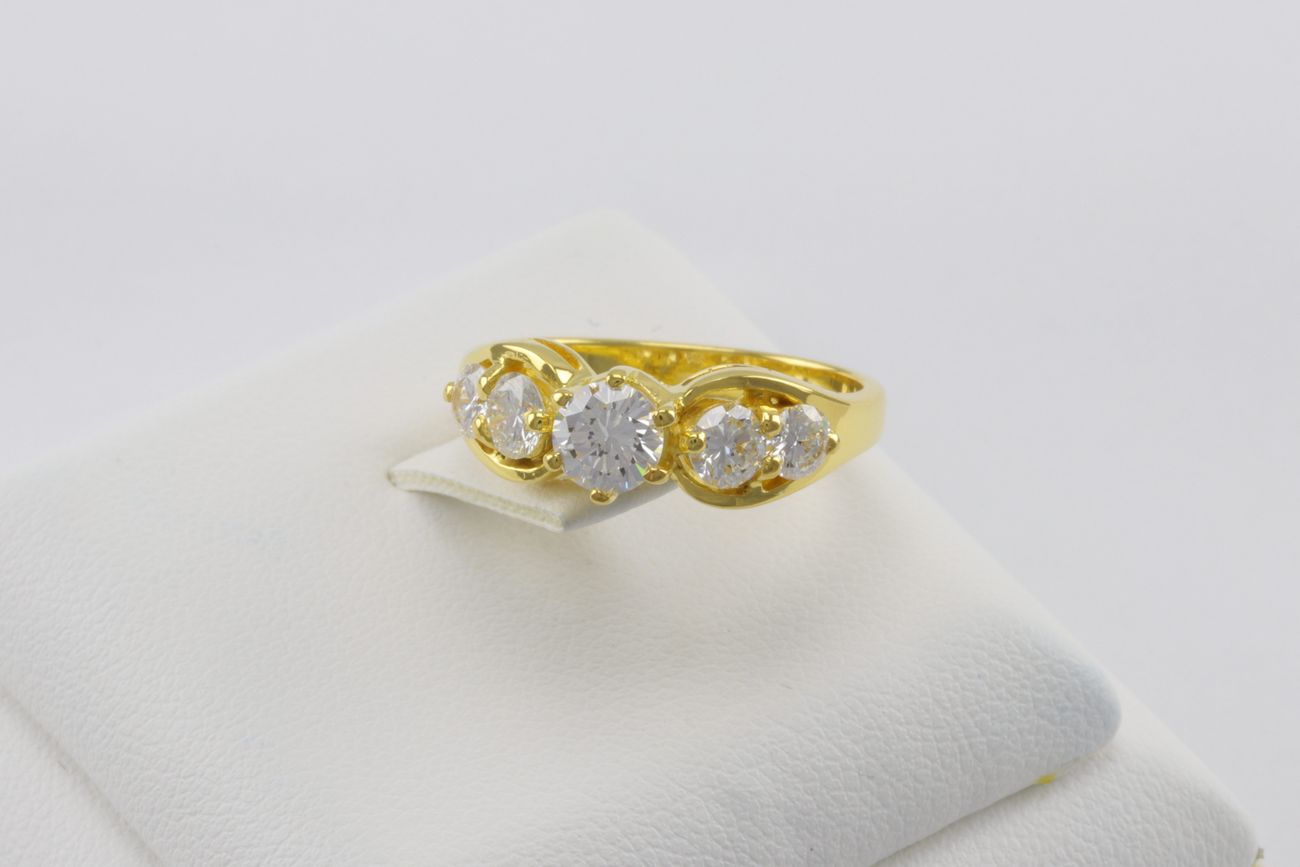 แหวนเพชรห้าเม็ด-6