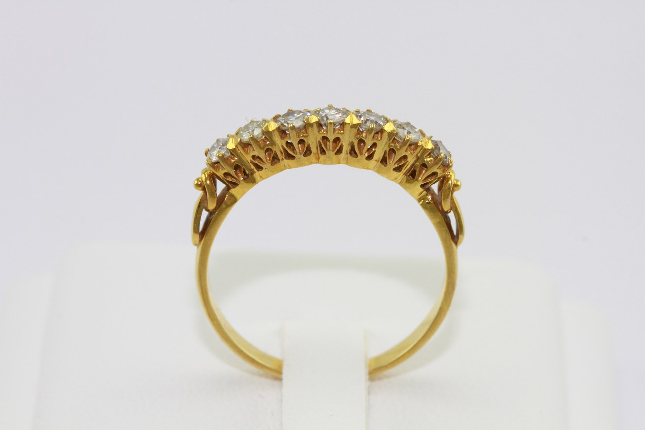 แหวนเพชรแถวเจ็ดเม็ด-5