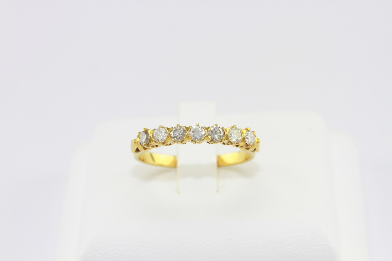 แหวนเพชรแถวเจ็ดเม็ด-7